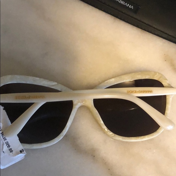 DOLCE & GABBANA SUNGLASSES - Picture 7 of 8